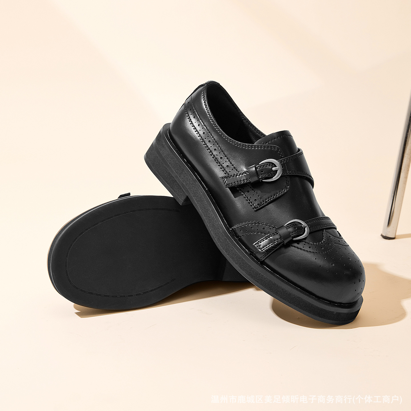 Retro Brogue Double Strap Shoe - Oxford Brogue Leather 评论和价格